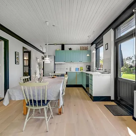 Feriehus Stunning In With 4 Bedrooms And Wifi