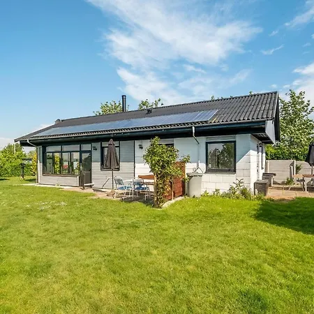Stunning In With 4 Bedrooms And Wifi 度假居