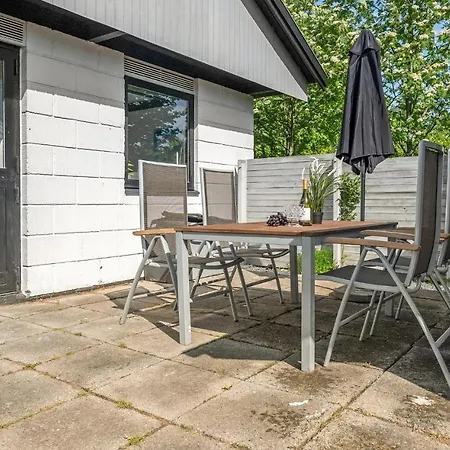 Stunning In With 4 Bedrooms And Wifi Feriehus Svendborg