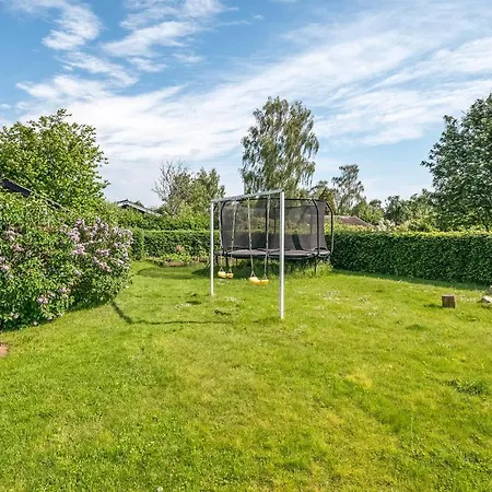 Feriehus Stunning In With 4 Bedrooms And Wifi